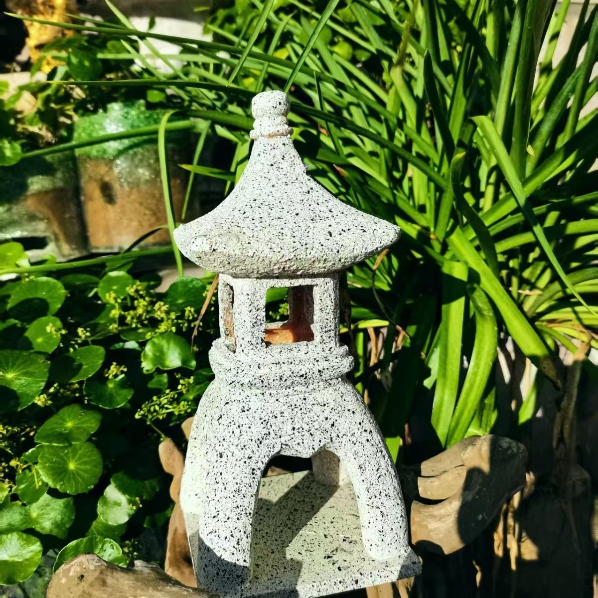 Pagoden-Solar-Gartenleuchte Or – Outdoor Lighting Japanese Bewertung und Preis